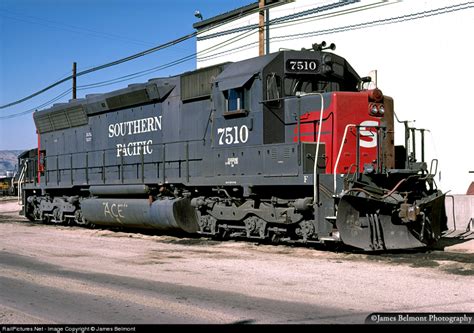 railpicturesnet photo sp  southern pacific railroad emd sdr