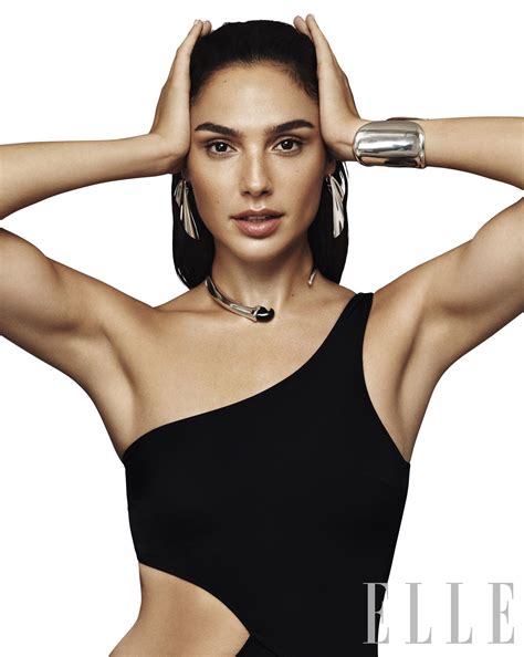 Gal Gadot Breaks Into Hollywoods Major Leagues Gal Gadot Images Gal