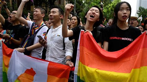 Taiwan Legalizes Same Sex Marriage Two Years After Top Court Ruling