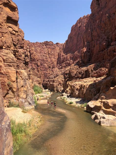 wadi mujib canyoning   lowest nature reserve  earth daphne nicoline