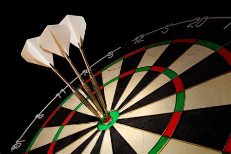 play darts  classypedia