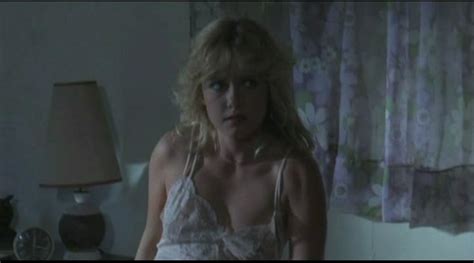 Nackte Linnea Quigley In Don T Go Near The Park