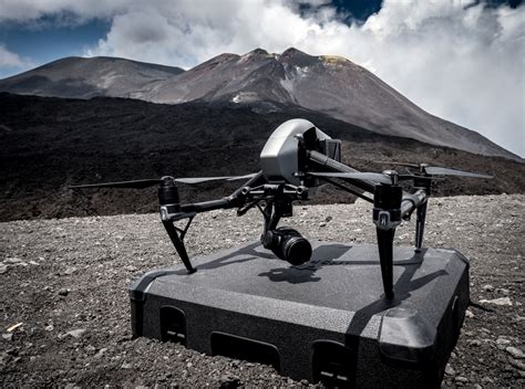 dji drones collect gas  mount etna  volcano exploration world