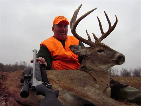Illinois Muzzleloader Hunts Whitetail Deer Hunts