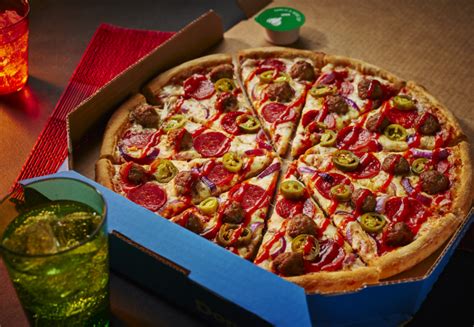 dominos brings  heat   ultimate spicy meatball pizza shemazing