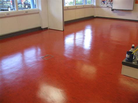 linoleum flooring restoration linoleum floor cleaning polishing