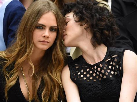 Cara Delevingne On Her Bisexuality ‘‘why Should I Have To Explain Who