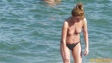 amateur voyeur sexy milfs spy beach big boobs topless porntube