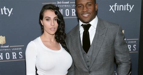 Top 20 Hottest Nfl Wives And Girlfriends Who Are Blessed With Boobs
