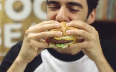 video how to eat burgers without making a mess telegraph