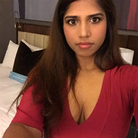 Hot Nri Girl Selfie In Front Of Mirror Pakistani Sex