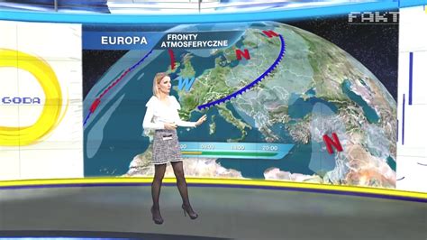 pogodynka pl anna dec w ultra mini spÓdniczce w czarnych rajstopach i