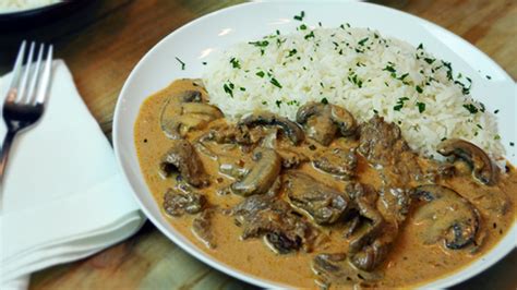 Brazilian Beef Stroganoff Estrogonofe De Carne