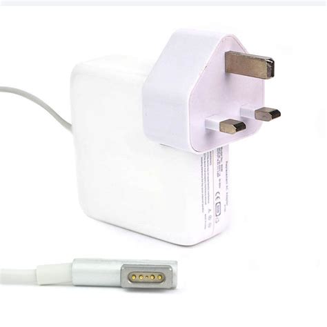 apple  magsafe power adapter  macbook pro   uk plug