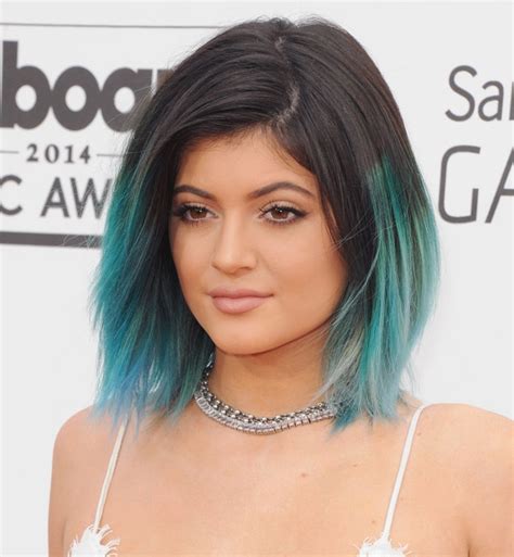 Kylie Jenner Tweaked Her Blue Hair Color From Turquoise To Peacock Blue