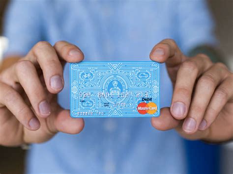 creative examples  credit card designs