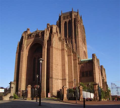 climber explorer  liverpool cathedral