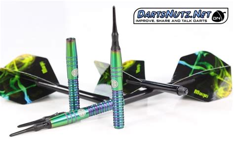 darts nutz   detailed review   signature product muu dart set  magic