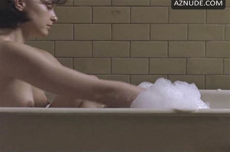 browse celebrity in bath images page 13 aznude