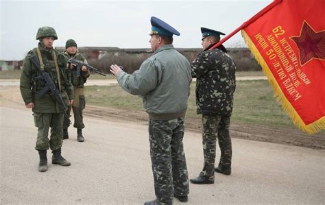 Crimea Russia Troops Fire Warning Shots At Ukraine Soldiers In Stand