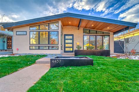 custom build home tips guide  building   mid century modern home