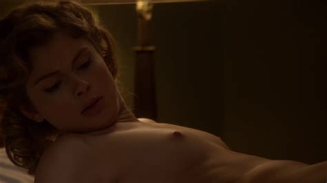 Naked Rose Mciver In Masters Of Sex