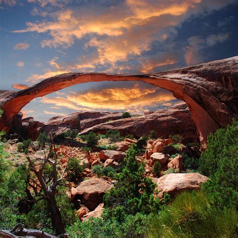 devils garden arches national park  utah usa    waste