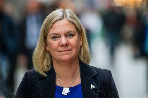 sweden s first female prime minister resigns hours after being voted in