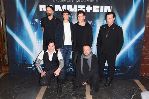 rammstein band members kiss on moscow stage to protest russia s anti