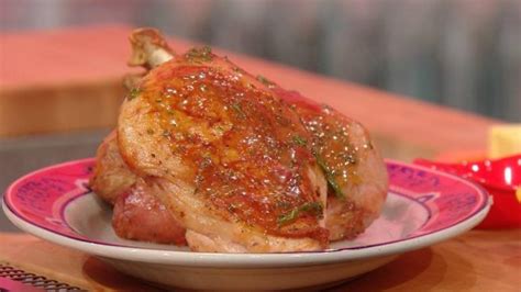 8 incredibly delicious ways to cook your thanksgiving turkey rachael ray show