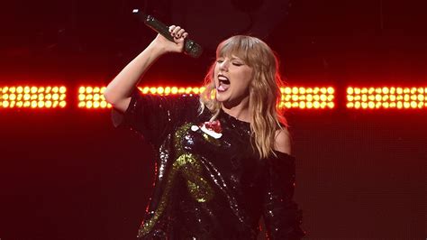 Taylor Swift Seeks To Toss Shake It Off Copyright Suit Variety