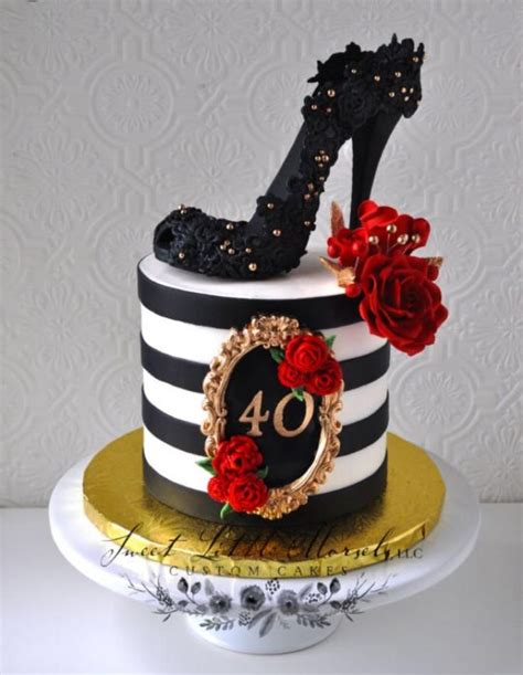 Pin By Dee Dee On Party Ideas 40th Birthday Cake For Women 40th Cake