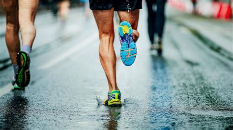 ready to run in the rain these helpful tips will get you there wset