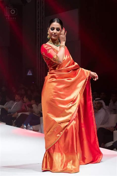 Beautiful Gorgeous Hina Khan Choli Dress Stylish Sarees Elegant Saree