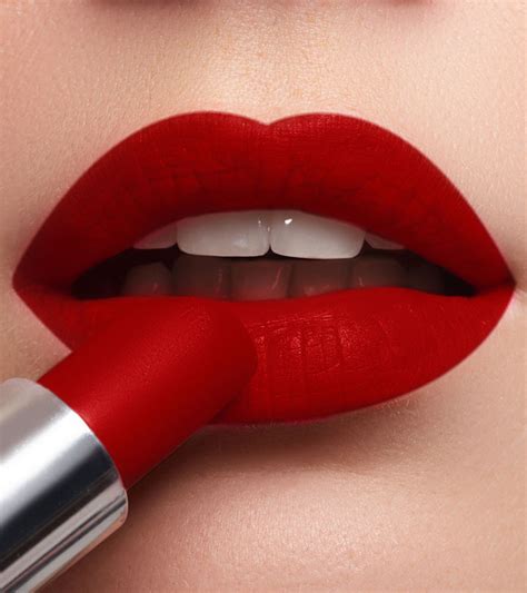 5 Best Lipstick Shades For Women With Fair Skin Mylargebox