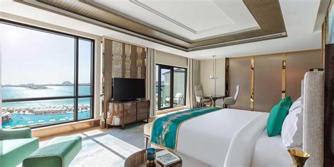 bedroom presidential suite  taj exotica resort spa  palm dubai