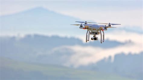 top  budget drones   gimbal   guiding tech