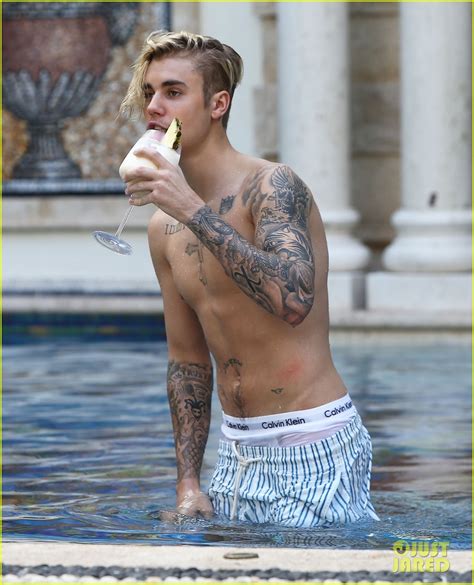 justin bieber cools off with a shirtless swim photo 904767 photo gallery just jared jr