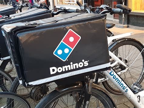 dominos pizza winkelcentrum schiebroek