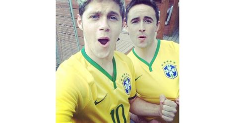 niall horan showed off his brazilian jersey in this selfie