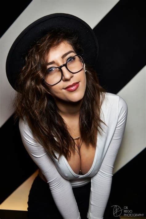 April Oneil Glasses 🍓april O’neil Glasses Sex Photos And Porn