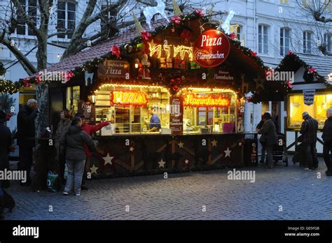 xmas market  res stock photography  images alamy