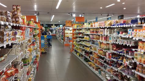 nederlandse supermarkten goedkoper  buurlanden rtl nieuws