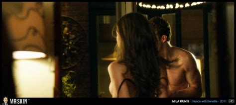 naked mila kunis in friends with benefits