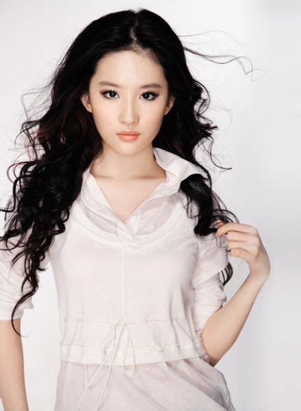 liu yifei hot chinese actress biography and photos world