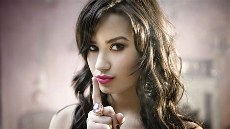1920x1080 1920x1080 Demi Lovato Face Girl Celebrity Wallpaper 