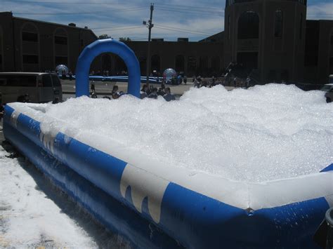 foam pit amazing amusements