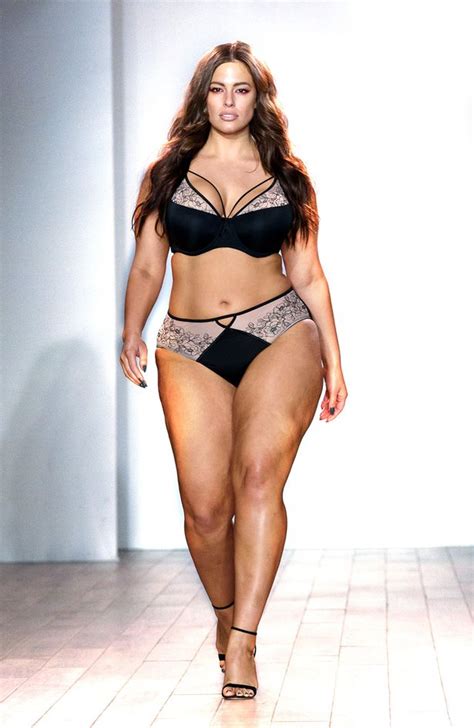 plus size model ashley graham showcases her curves in black lace