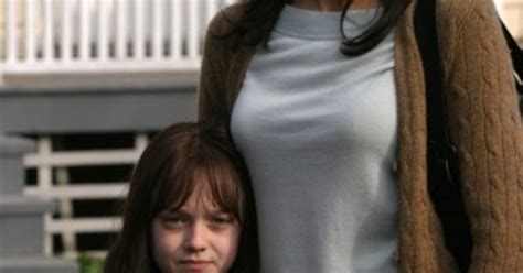 Dakota Fanning As Emily And Famke Janssen As Katherine