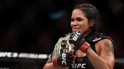 Gay Mma Fighter Amanda Nunes First Woman To Win Two Ufc